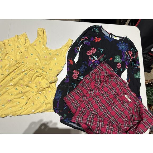 Lot of 9 Girls Dresses Sizes 10-12 - Picture 2 of 10